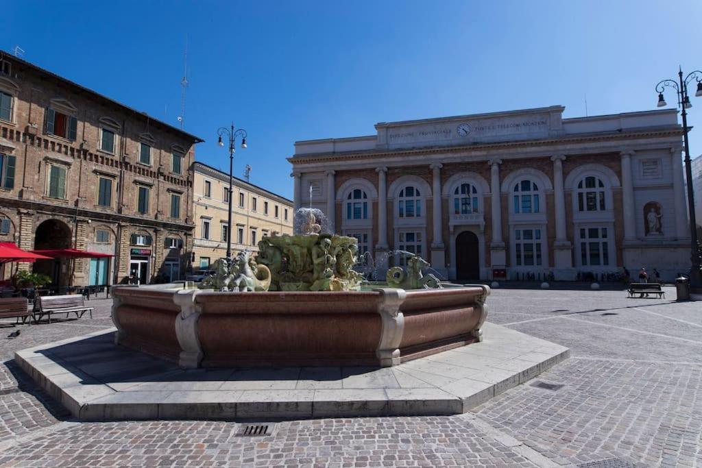 Rossini Home Pesaro Vicino Al Teatro Rossini By Yohome 外观 照片
