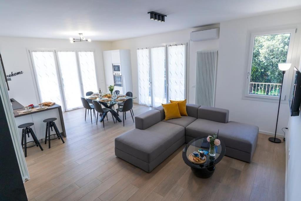 Rossini Home Pesaro Vicino Al Teatro Rossini By Yohome 外观 照片