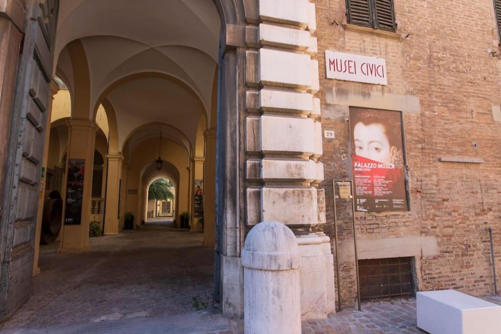 Rossini Home Pesaro Vicino Al Teatro Rossini By Yohome 外观 照片